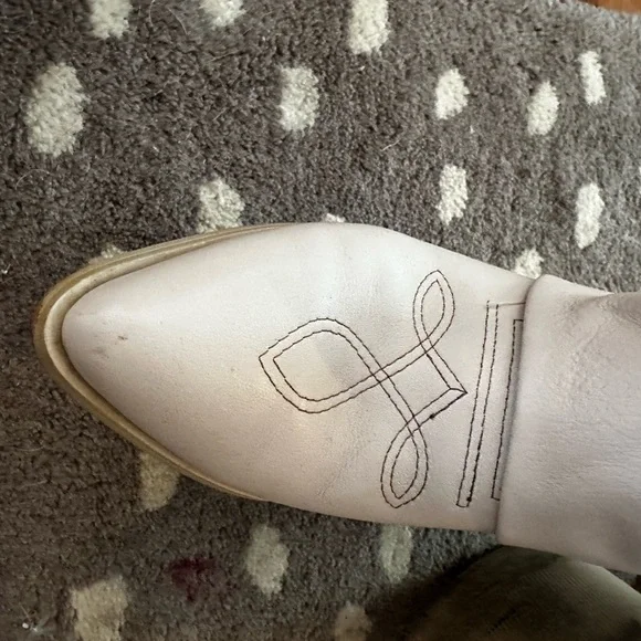 Steve Madden white Lassy cowboy boots 7 - Picture 6 of 11